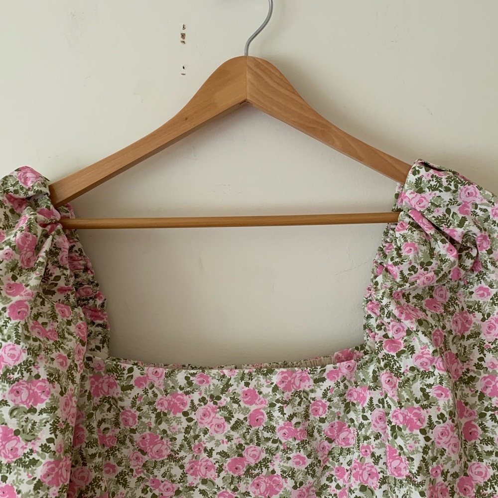 Sezane Alexandra Robe in Peonies - Picture 8 of 14